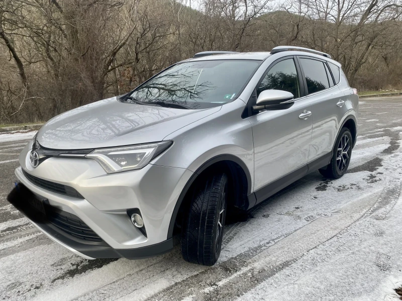 Toyota Rav4, снимка 4 - Автомобили и джипове - 48787941