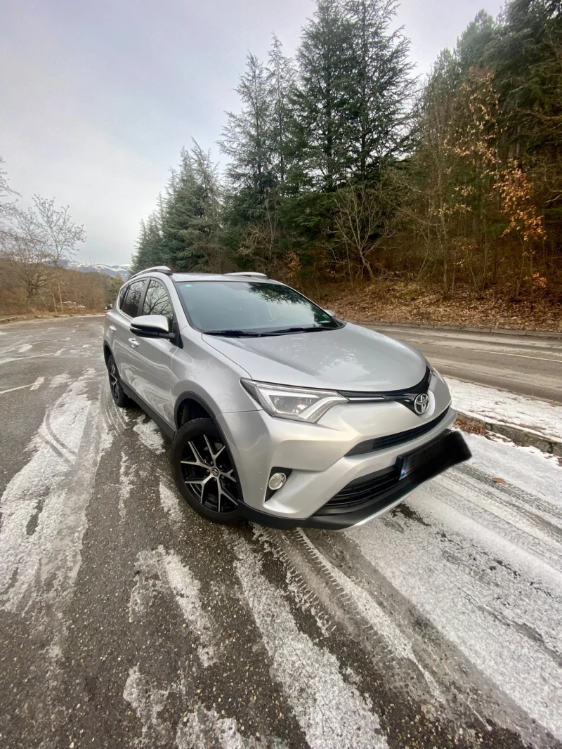 Toyota Rav4, снимка 1 - Автомобили и джипове - 48787941