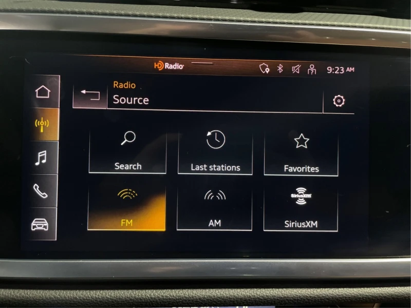 Audi Q3 Comfort Quattro, снимка 11 - Автомобили и джипове - 52693557