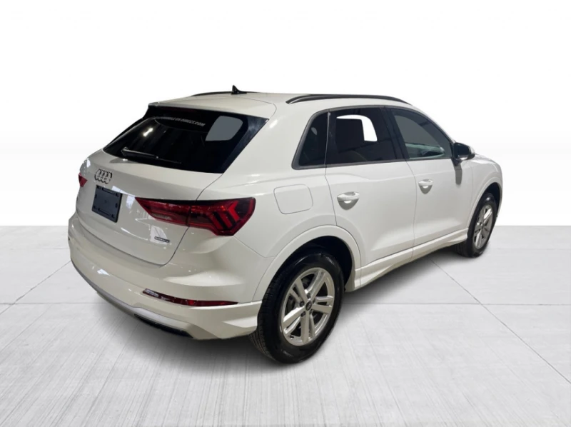 Audi Q3 Comfort Quattro, снимка 3 - Автомобили и джипове - 52693557