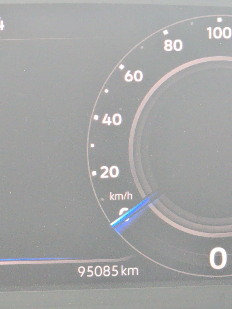 VW Tiguan * Highline R-Lin* CARFAX * БЕЗ ПЪРВОНАЧАЛНА ВНОСКА, снимка 6 - Автомобили и джипове - 52753006