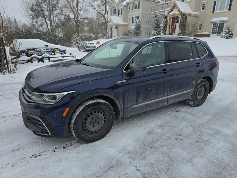 VW Tiguan * Highline R-Lin* CARFAX * БЕЗ ПЪРВОНАЧАЛНА ВНОСКА, снимка 2 - Автомобили и джипове - 52753006