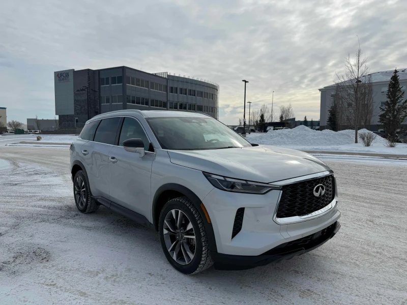 Infiniti QX60 LUXE | ПАНОРАМА | 360 КАМЕРИ | ОБДУХВАНЕ, снимка 16 - Автомобили и джипове - 53588208