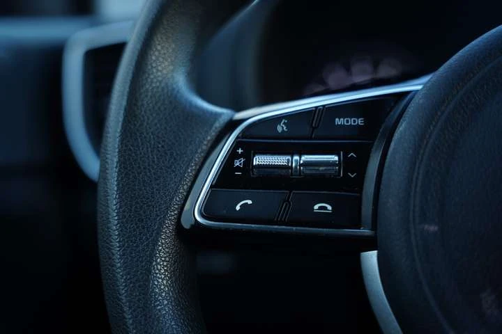 Kia Sportage LX PKG/ APPLE CARPLAY/ BLUETOOTH/ CAMERA | Mobile.bg � ����������� 10