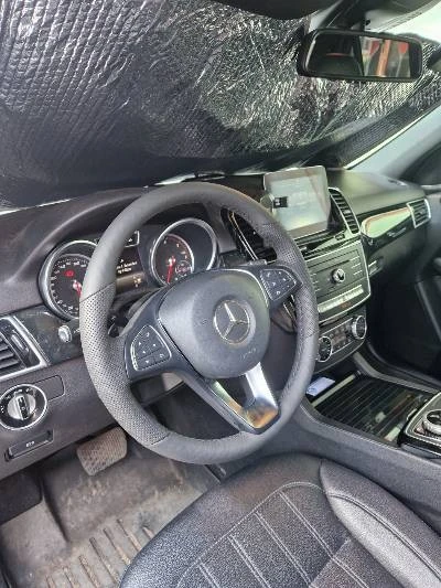 Mercedes-Benz GLE 350d на пружини, 360, PANO, снимка 11 - Автомобили и джипове - 56168230