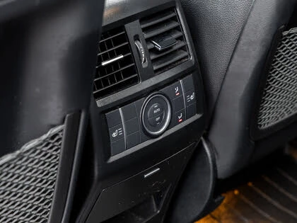 Mercedes-Benz GLE 350d на пружини, 360, PANO, снимка 12 - Автомобили и джипове - 56168230