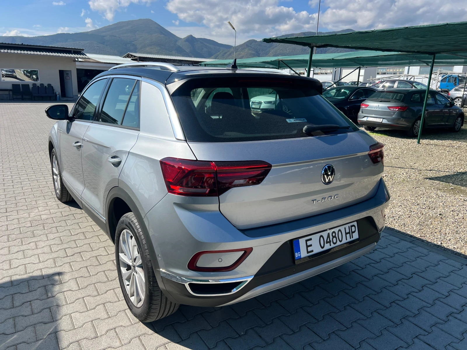 VW T-Roc 2.0TDi-6D-LED-18000kм-Гаранция-Лизинг - изображение 4