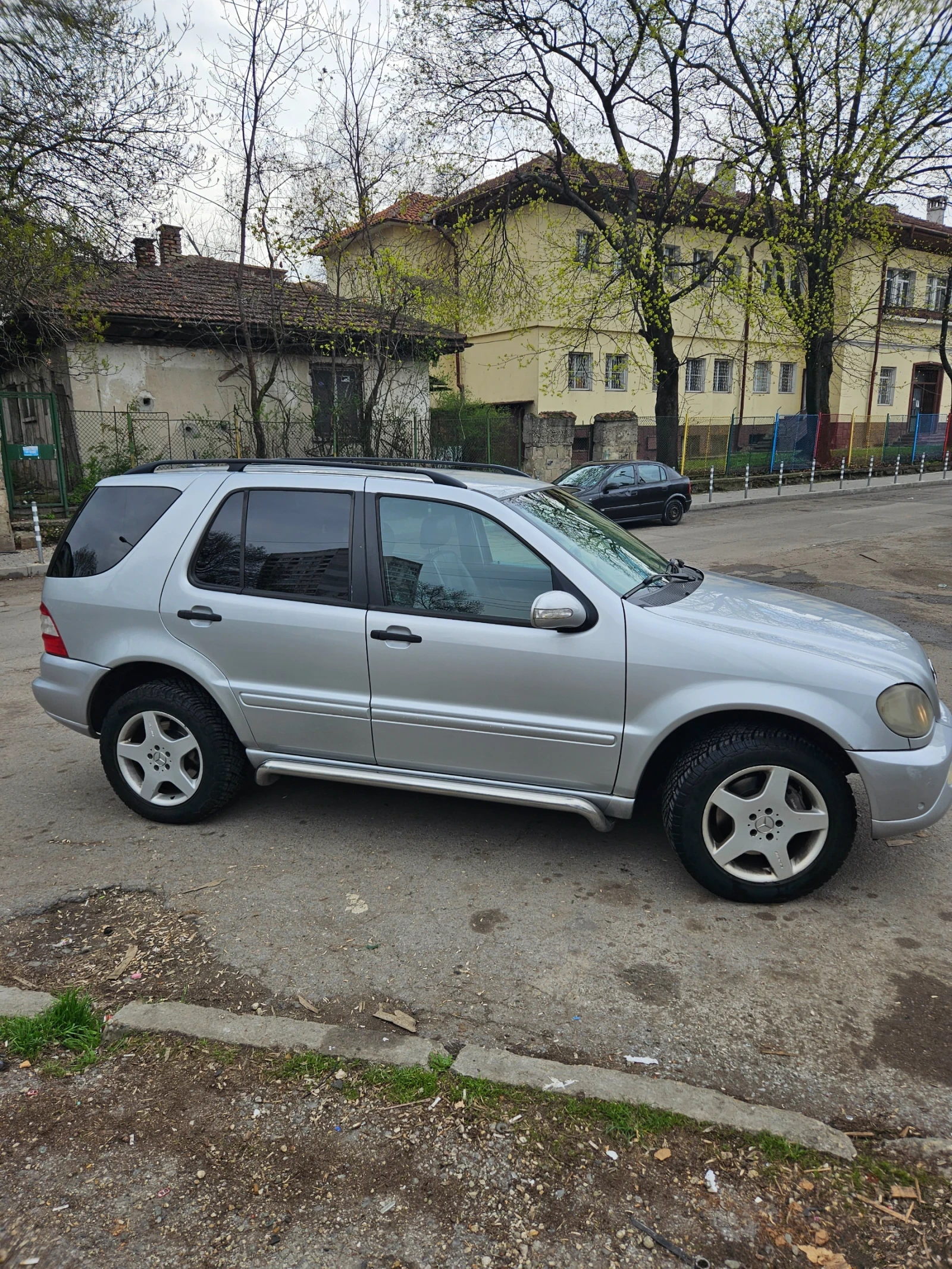 Mercedes-Benz ML 320  - изображение 4