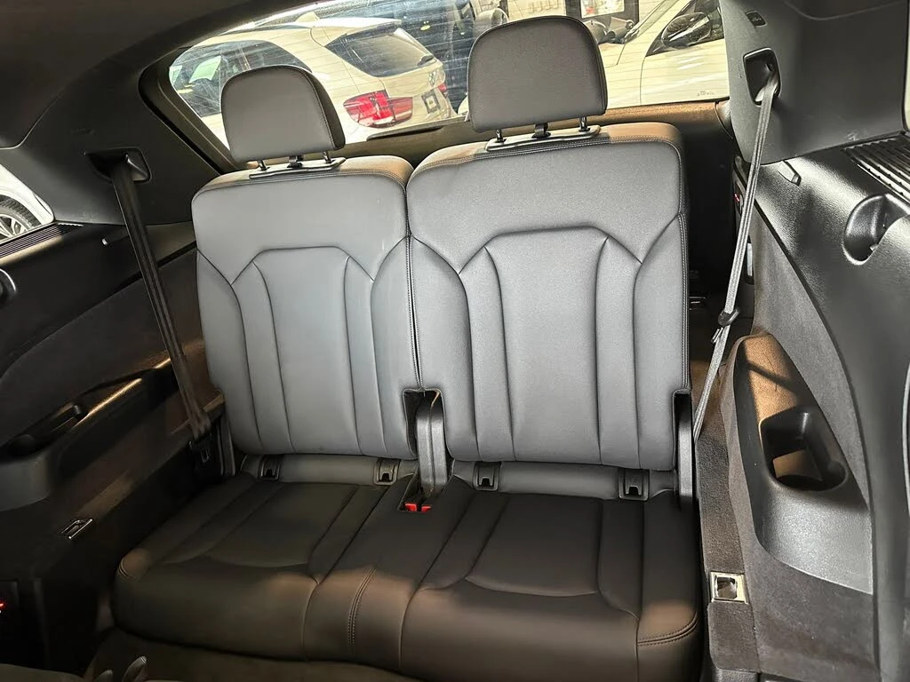 Audi Q7 55TFSI* QUATTRO* PROGRESSIV* 360CAMERA* 7-SEATS* , снимка 15 - Автомобили и джипове - 54607983