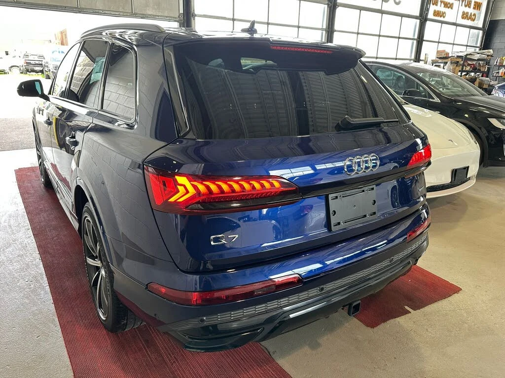 Audi Q7 55TFSI* QUATTRO* PROGRESSIV* 360CAMERA* 7-SEATS* , снимка 4 - Автомобили и джипове - 54607983