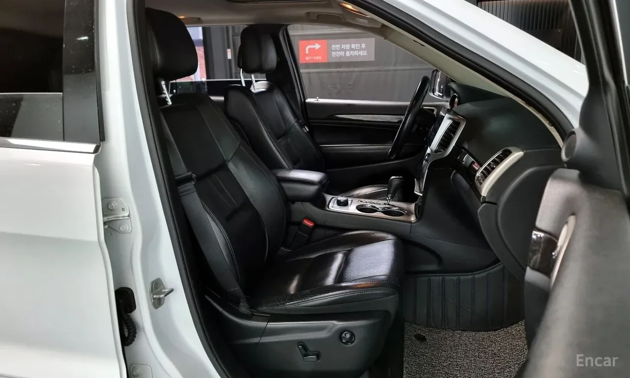 Jeep Grand cherokee 3.0 CRD | ANDROID MEDIA, снимка 10 - Автомобили и джипове - 55402060