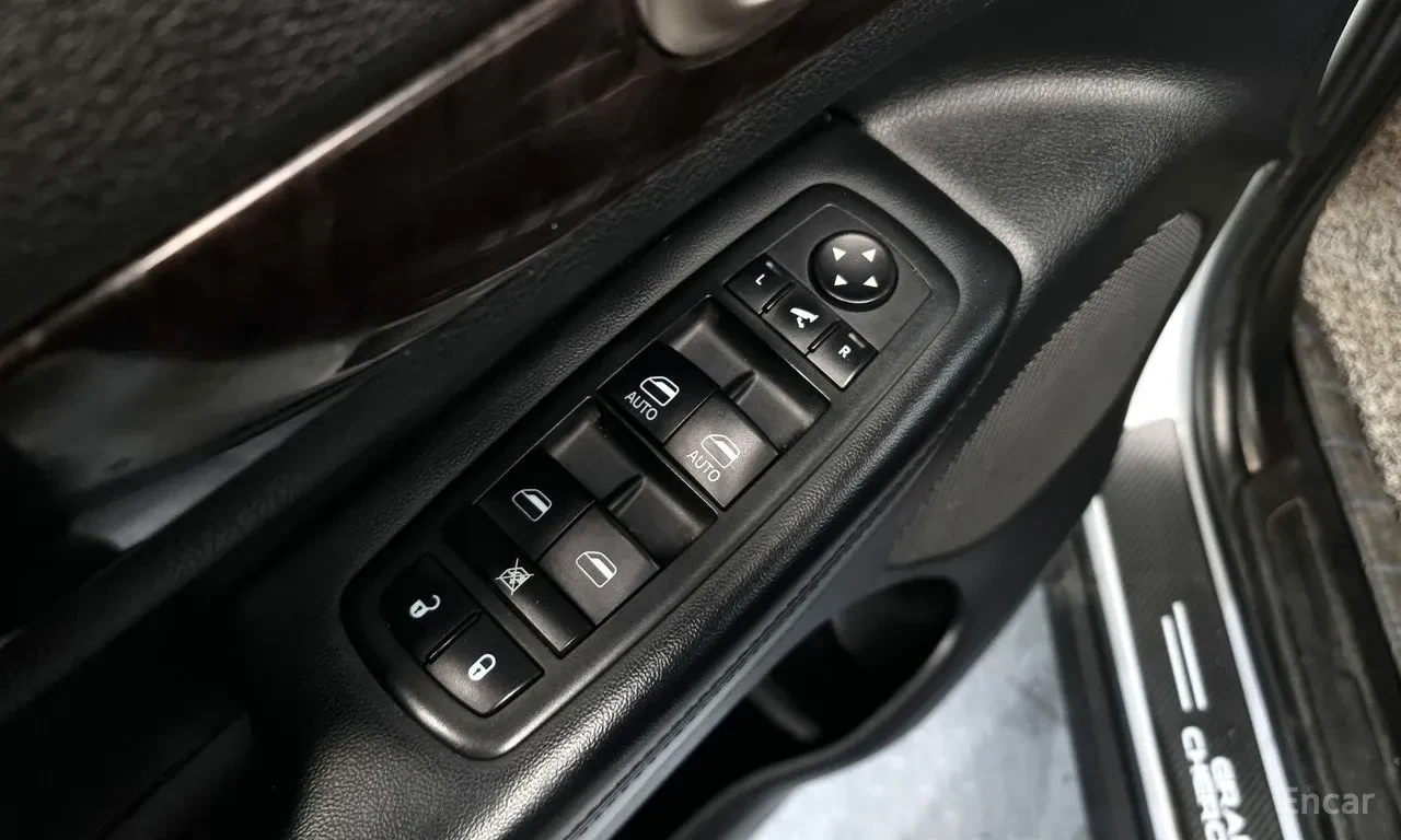Jeep Grand cherokee 3.0 CRD | ANDROID MEDIA, снимка 15 - Автомобили и джипове - 55402060