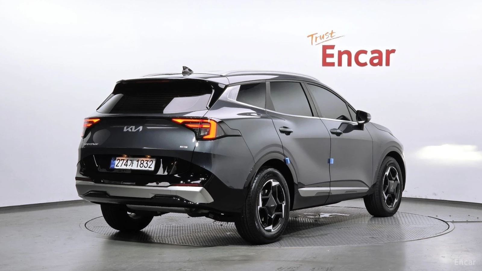 Kia Sportage HYBRID* NOBLESSE* КОЖА* ПОДГРЕВ* ОБДУХВАНЕ* КАМЕРА, снимка 2 - Автомобили и джипове - 55486380