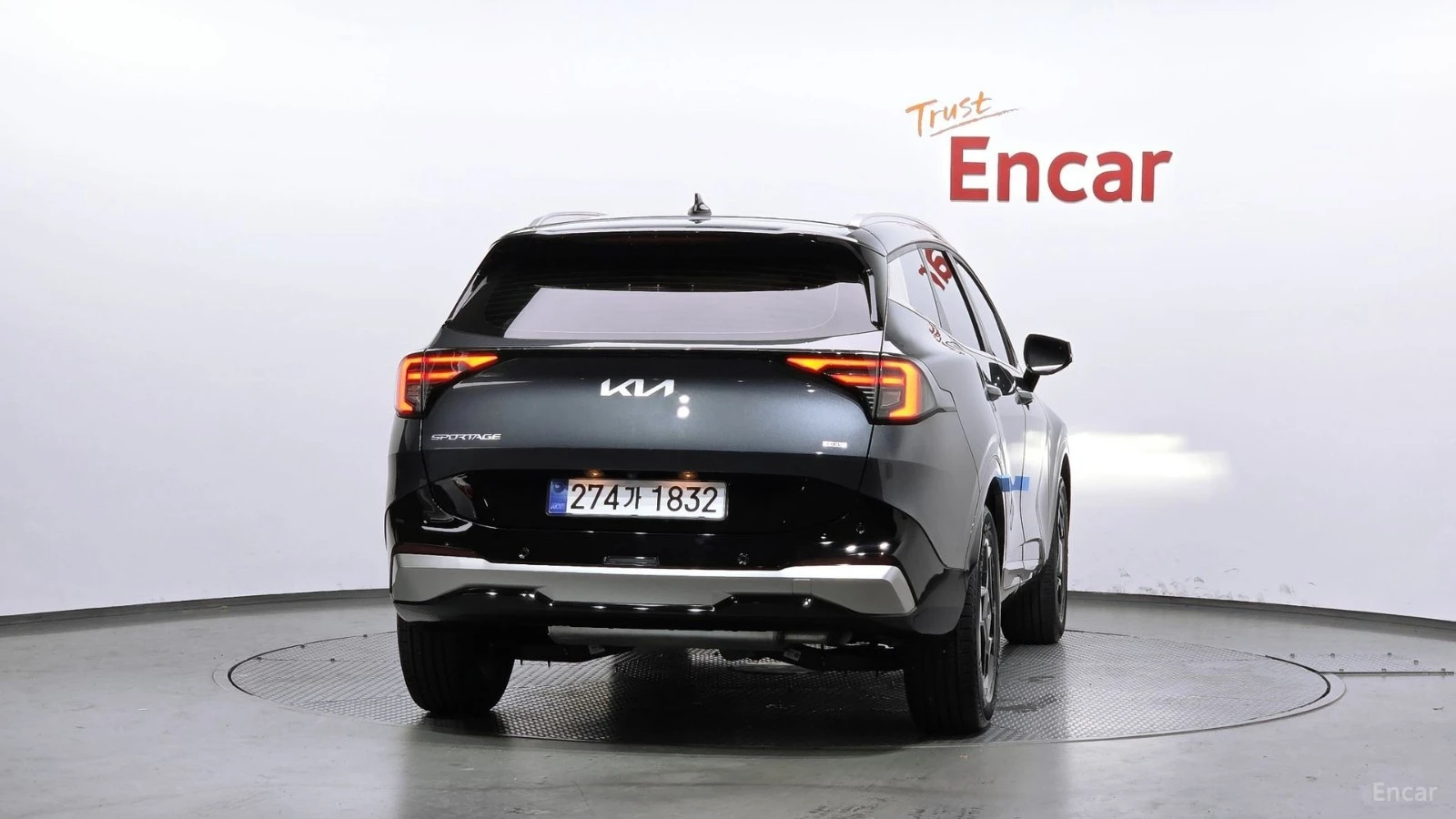 Kia Sportage HYBRID* NOBLESSE* КОЖА* ПОДГРЕВ* ОБДУХВАНЕ* КАМЕРА, снимка 4 - Автомобили и джипове - 55486380