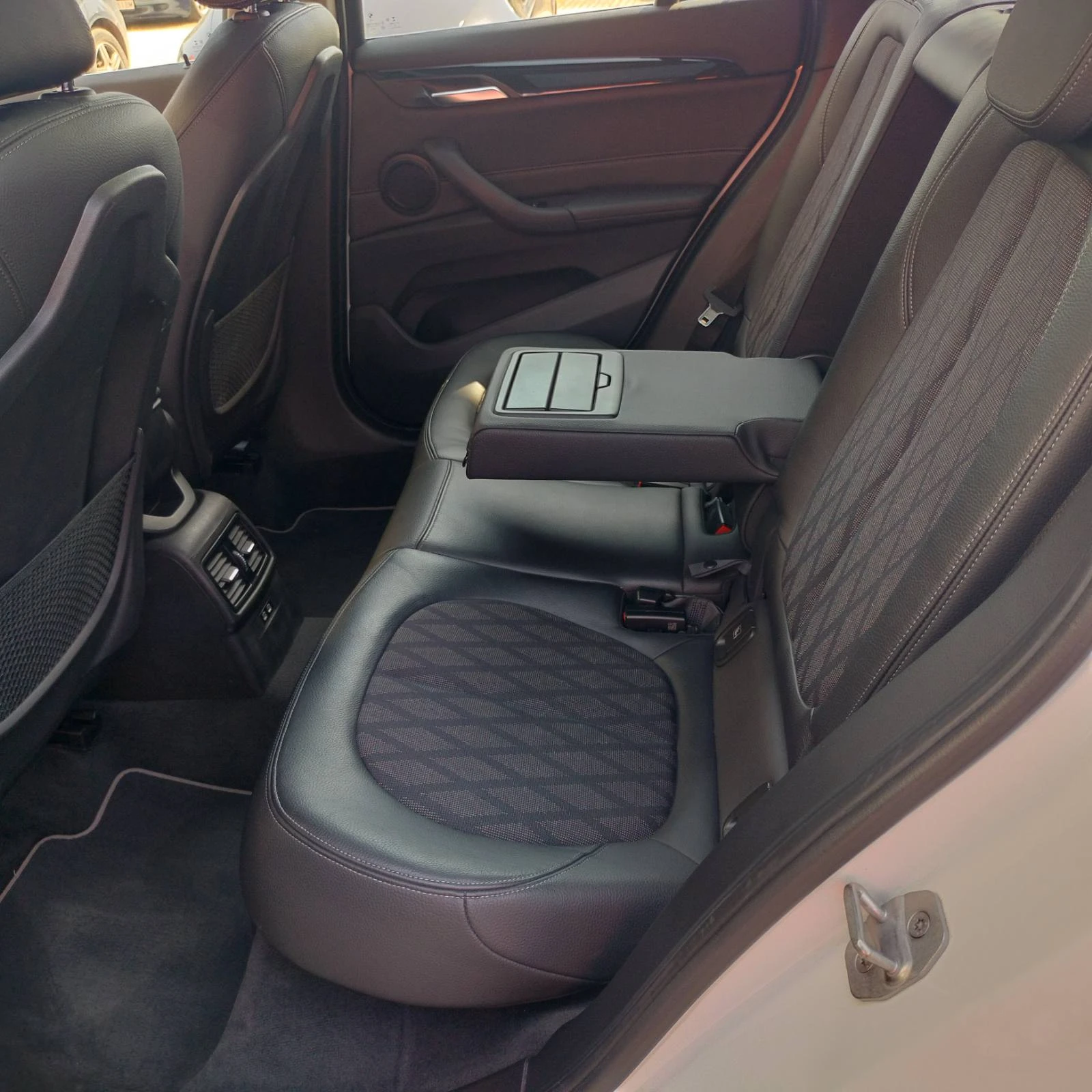 BMW X1 xDrive20d, снимка 7 - Автомобили и джипове - 55637640