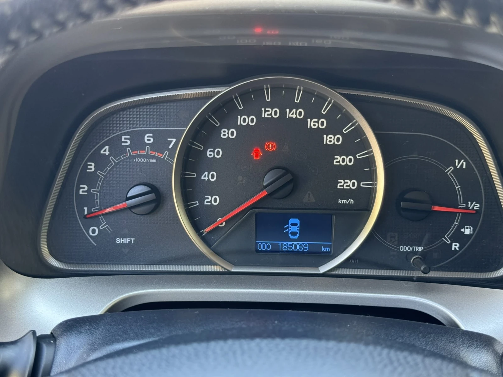 Toyota Rav4 4x4 D4D, снимка 11 - Автомобили и джипове - 55727971