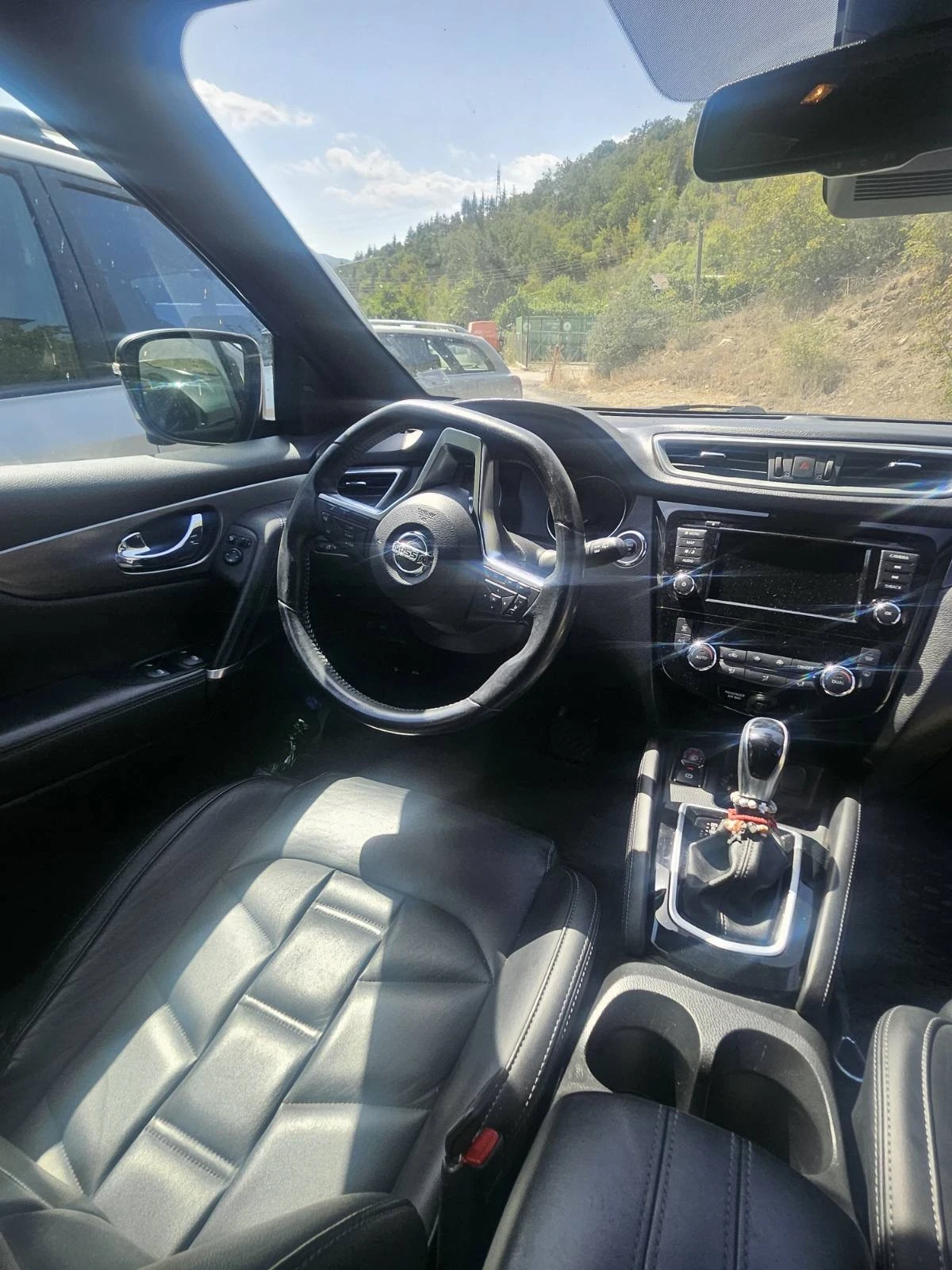 Nissan Qashqai, снимка 6 - Автомобили и джипове - 55912652