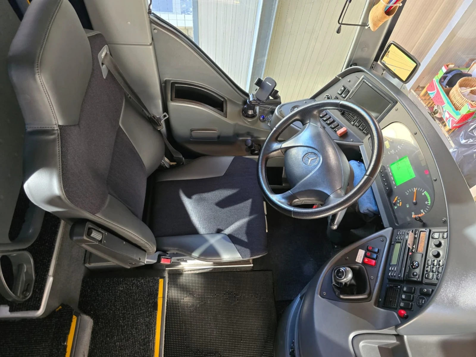 Mercedes-Benz Tourismo, снимка 13 - Бусове и автобуси - 55393420