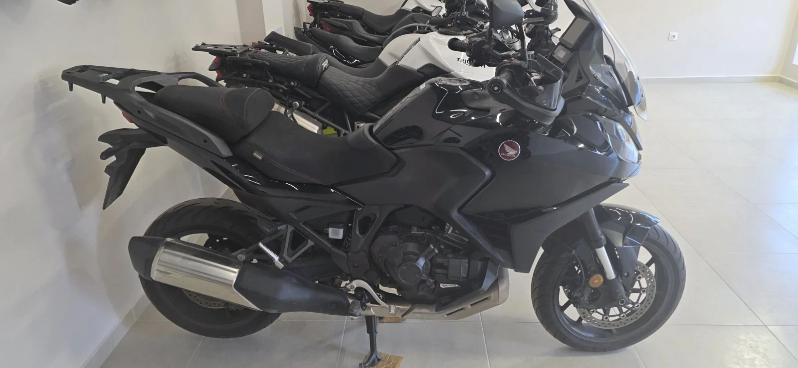 Honda Nt 1100 Автомат , снимка 7 - Мотоциклети и мототехника - 54230194