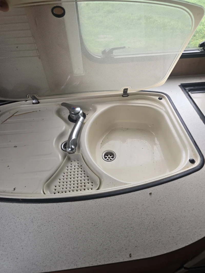 Каравана Swift Conqueror 630 Lux, снимка 14 - Каравани и кемпери - 53569429