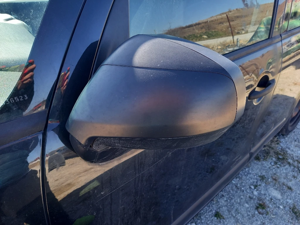    3  () | Mobile.bg   1