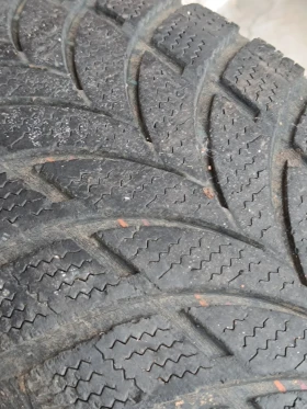 Гуми с джанти Nexen 235/75R15, снимка 7 - Гуми и джанти - 48308987