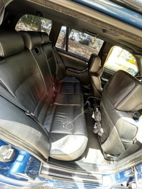 BMW 330 I, Газ, снимка 10