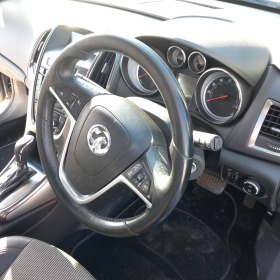 Opel Astra J 2,0 CDTI Sports Tourer, снимка 10
