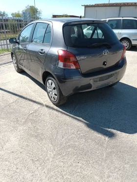 Toyota Yaris Facelift , снимка 2