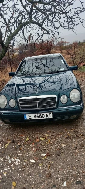     Mercedes-Benz E 220