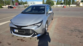 Обява за продажба на Toyota Corolla Executive HB 1.2T 6MT ~36 700 лв. - изображение 1