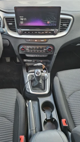 Kia Ceed 1.0 T-GDI * * 10000km* * , снимка 11