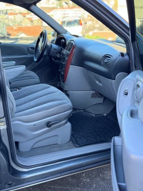 Chrysler Voyager 2.8CRD TOP VAN  - 5999 лв. / 3067.24 € - 25543563 9