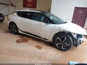 ������ Kia EV6