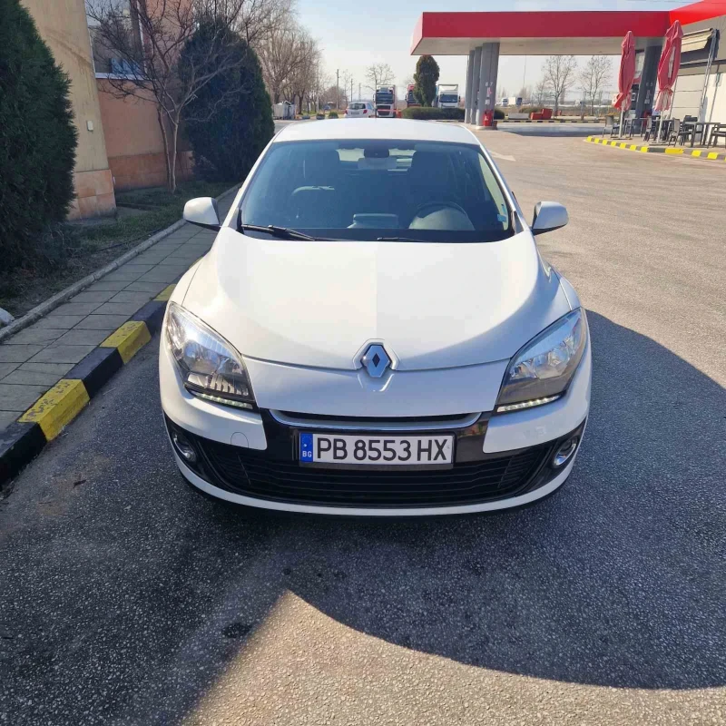 Renault Megane 3, снимка 1 - Автомобили и джипове - 47324063