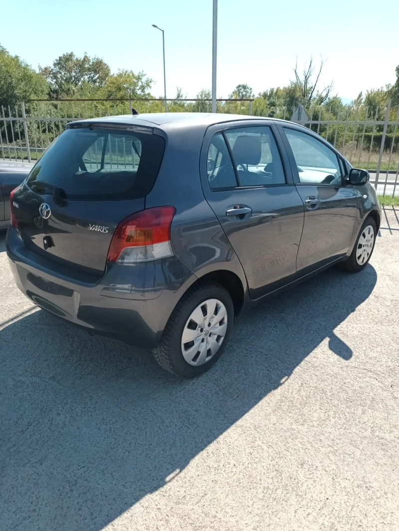 Toyota Yaris Facelift , снимка 3 - Автомобили и джипове - 47432211