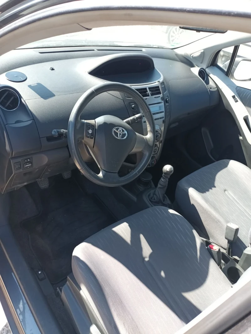 Toyota Yaris Facelift , снимка 6 - Автомобили и джипове - 47432211