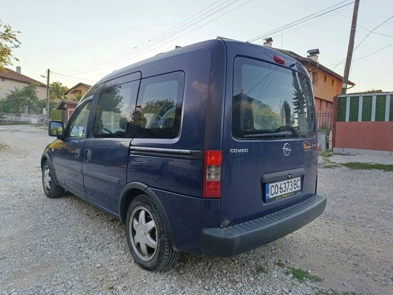 Opel Combo Фабричен метан, снимка 7 - Автомобили и джипове - 47457349