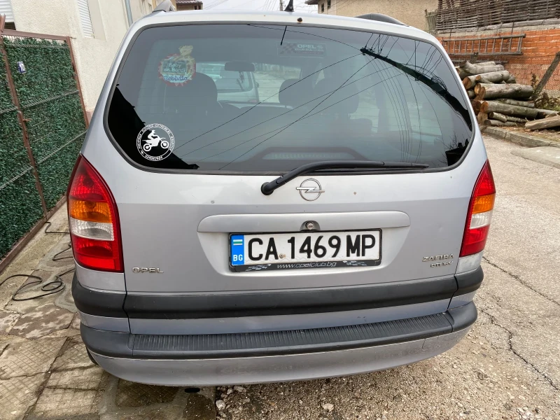 Opel Zafira 2.0 tdi, снимка 4 - Автомобили и джипове - 48285319