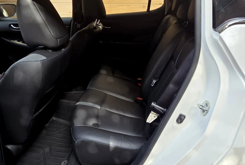 Nissan Leaf  2022/62kwh/Tekna/Full LED/360 , снимка 7 - Автомобили и джипове - 49923870