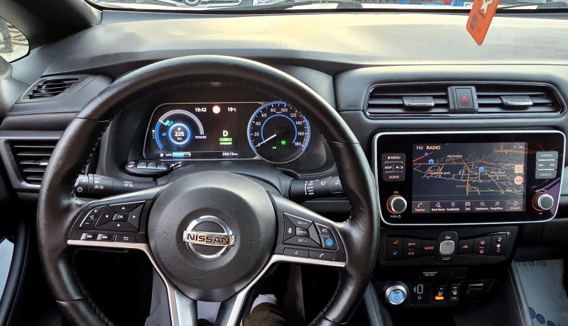 Nissan Leaf  2022/62kwh/Tekna/Full LED/360 , снимка 15 - Автомобили и джипове - 49923870