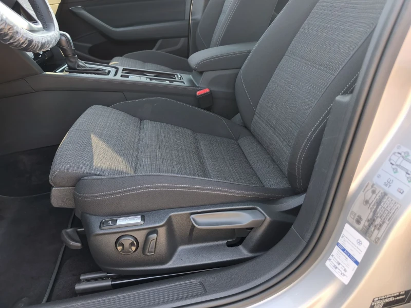 VW Passat B8 , снимка 7 - Автомобили и джипове - 51438192