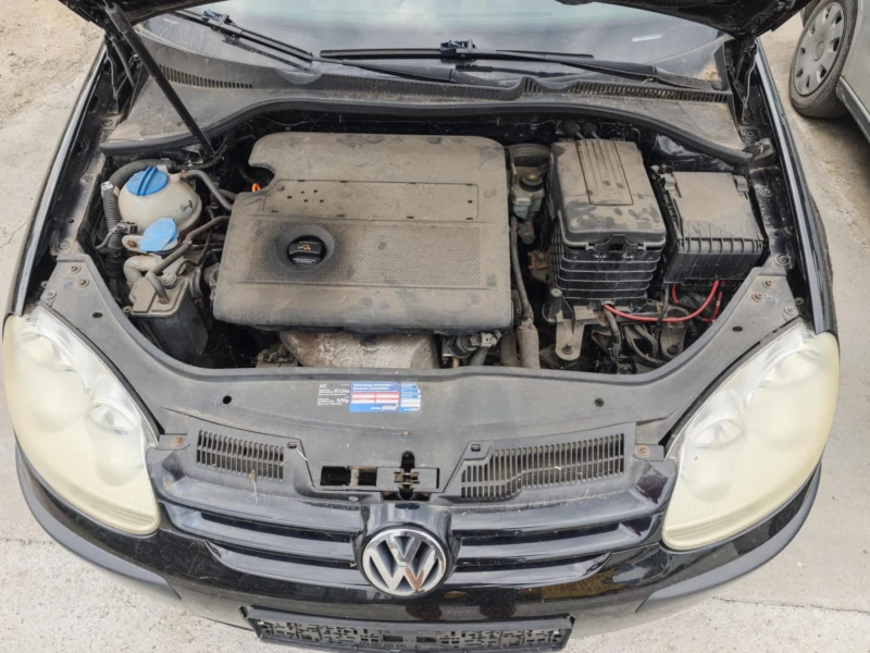 VW Golf 1.4, снимка 5 - Автомобили и джипове - 51486150