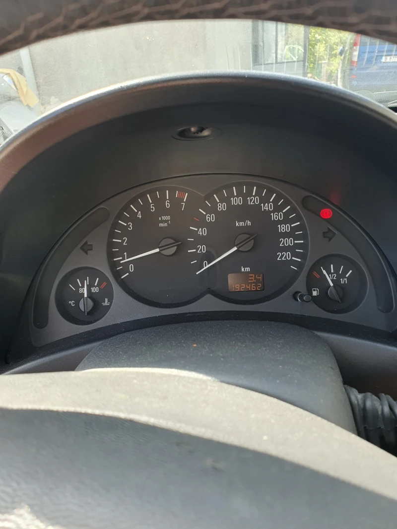 Opel Corsa 1.2, снимка 6 - Автомобили и джипове - 52198634