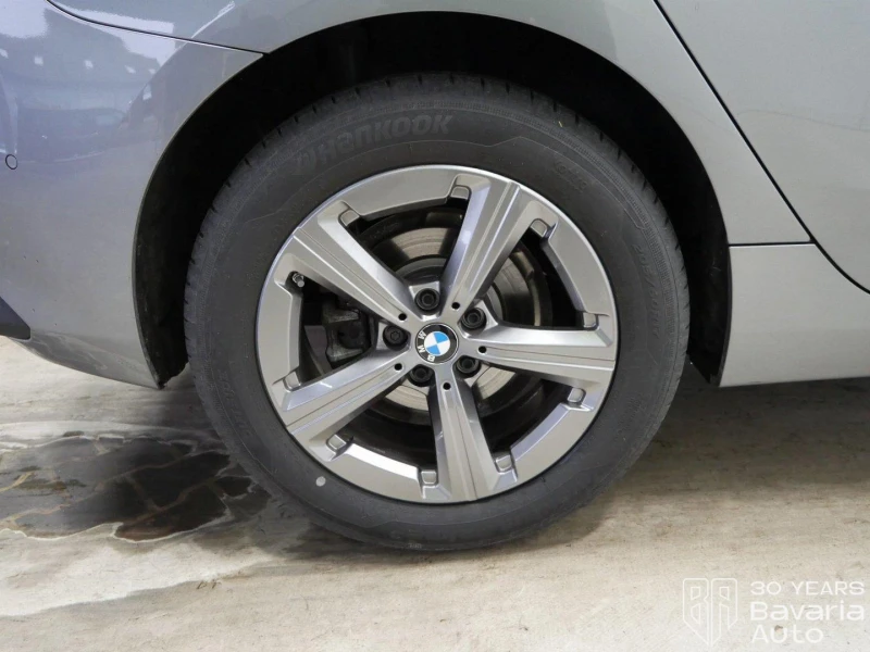 BMW 218 i Active Tourer Steptronic, снимка 10 - Автомобили и джипове - 52726813