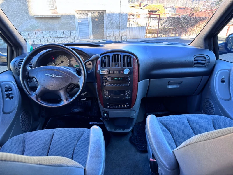 Chrysler Voyager 2.8CRD TOP VAN , снимка 12 - Автомобили и джипове - 52734484