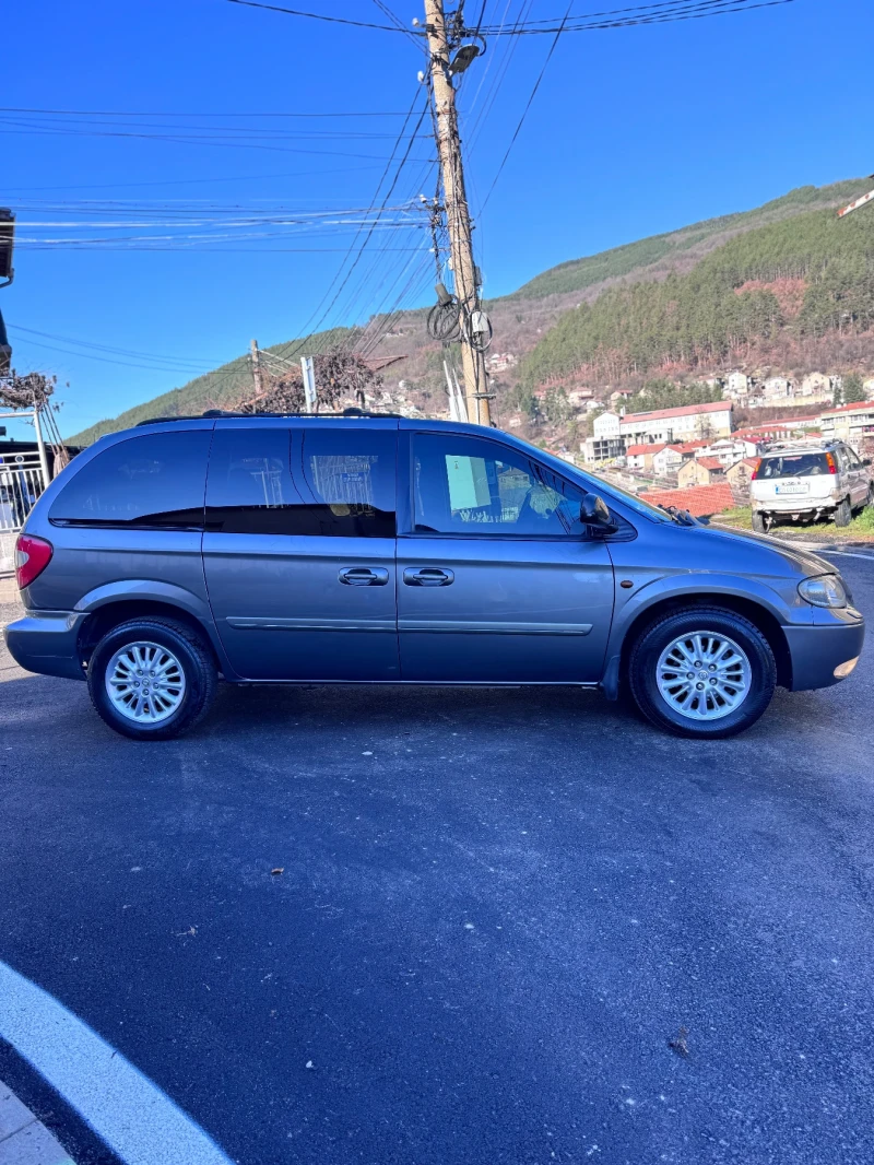Chrysler Voyager 2.8CRD TOP VAN , снимка 3 - Автомобили и джипове - 52734484