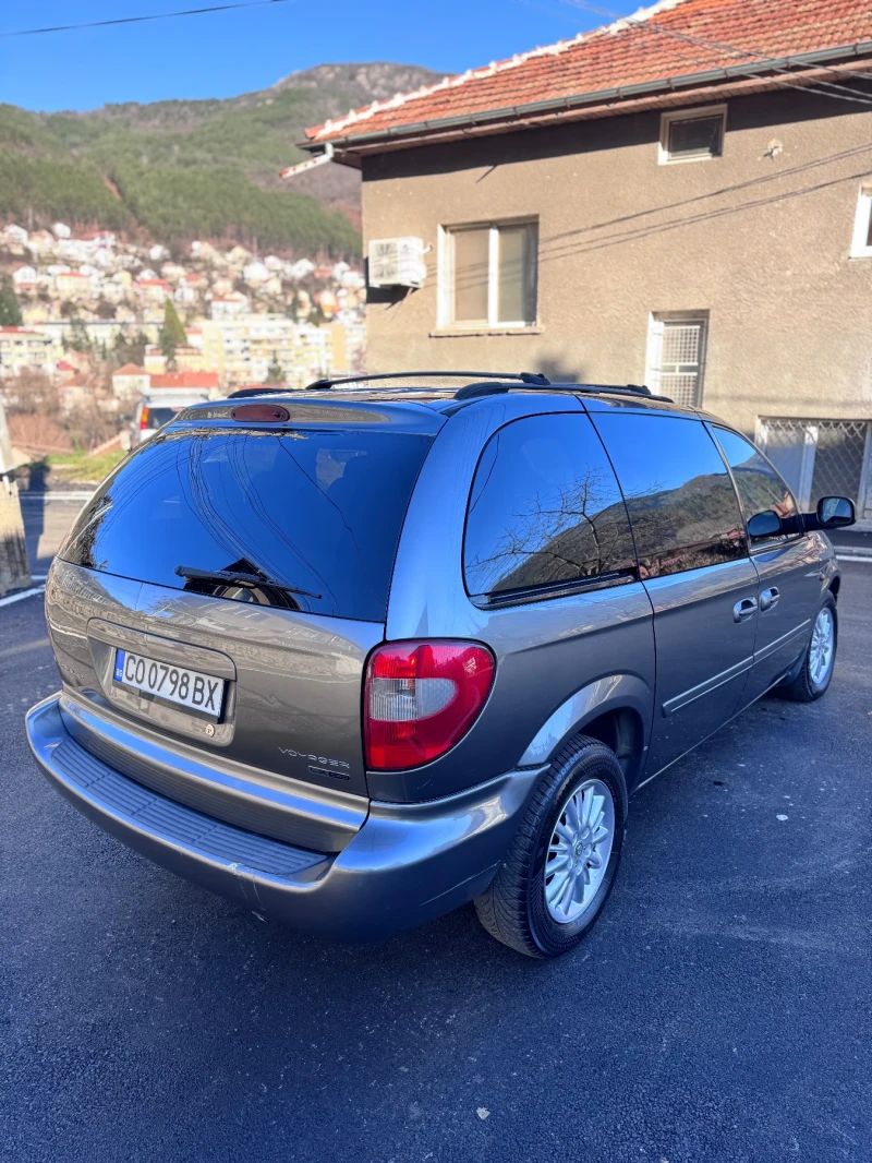 Chrysler Voyager 2.8CRD TOP VAN , снимка 5 - Автомобили и джипове - 52734484