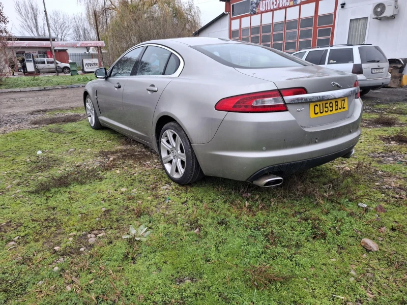 Jaguar Xf 3000, снимка 2 - Автомобили и джипове - 52828926