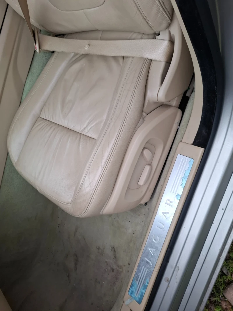 Jaguar Xf 3000, снимка 12 - Автомобили и джипове - 52828926